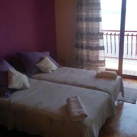 Katica, Lejlighed Pisak