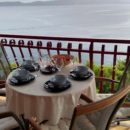 Katica, Lejlighed Pisak